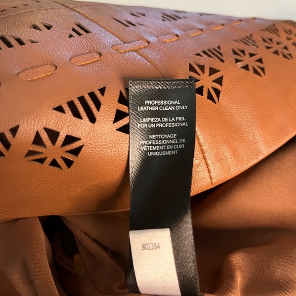 White House Black Market‎ Leather Skirt Size 4 Laser Cut Artisan Boho Western - Picture 12 of 12